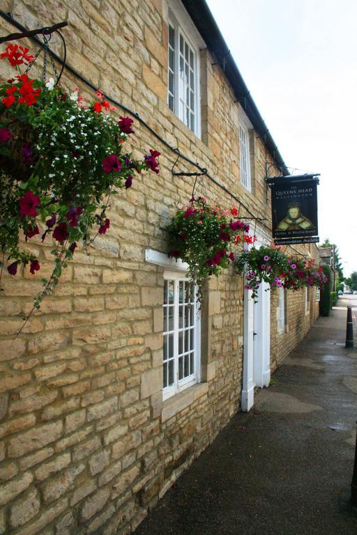 Queens Head Inn Nassington ภายนอก รูปภาพ